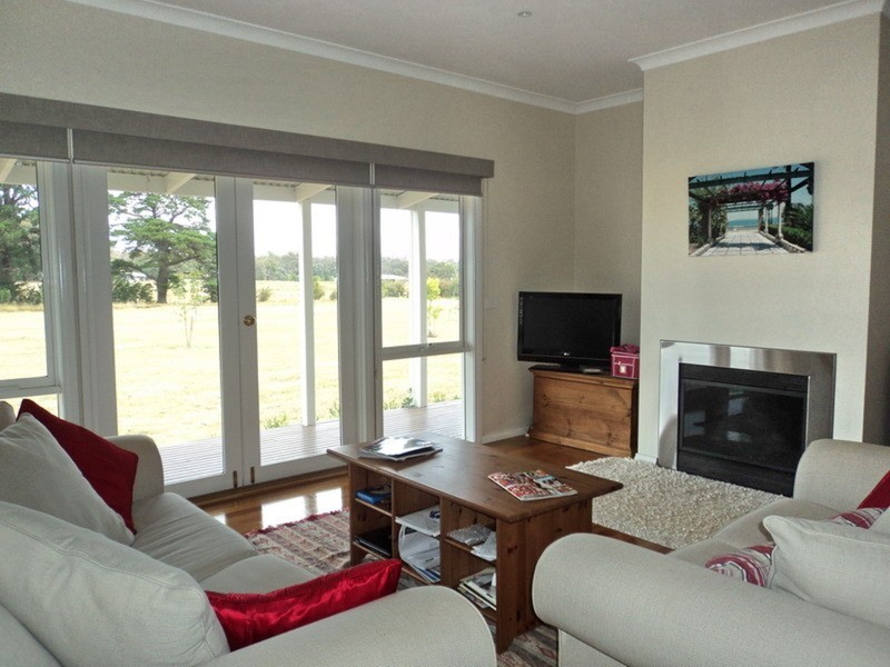 27 Clerk Road, Carlsruhe VIC 3442