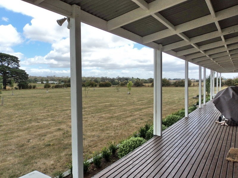 27 Clerk Road, Carlsruhe VIC 3442