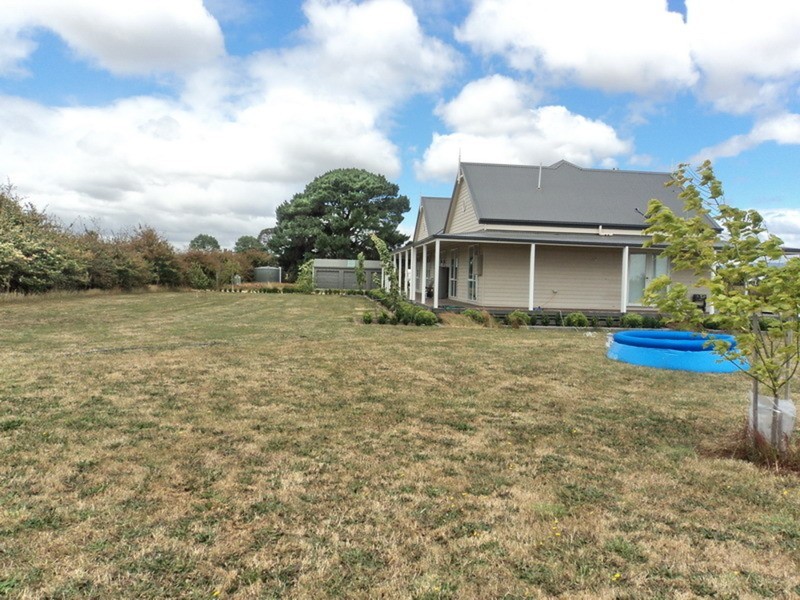27 Clerk Road, Carlsruhe VIC 3442