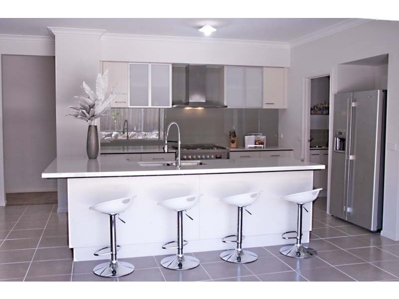 19 Pearce Court, Gisborne VIC 3437