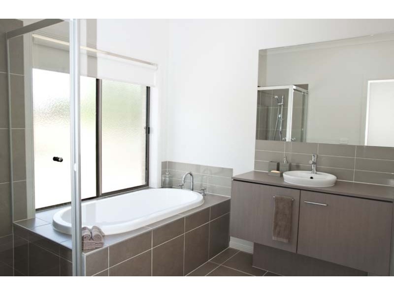 19 Pearce Court, Gisborne VIC 3437