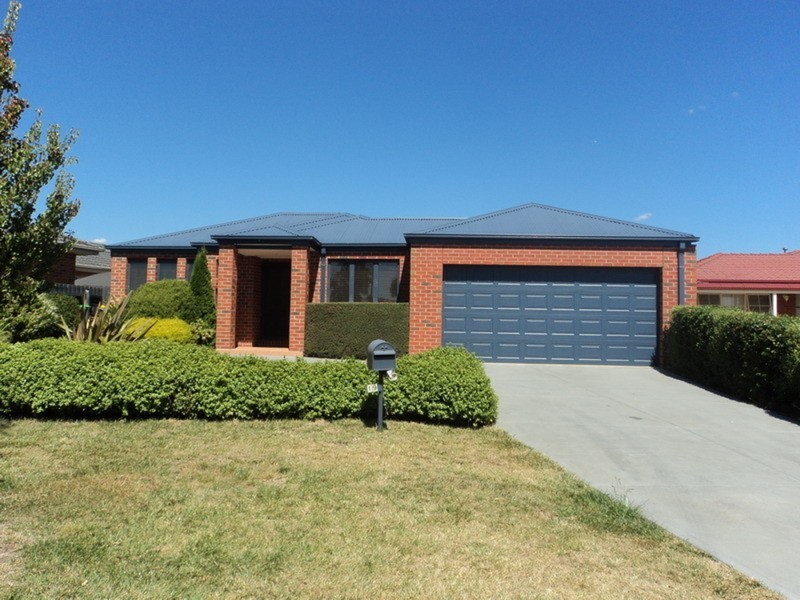 19 Pleasant View, Gisborne VIC 3437