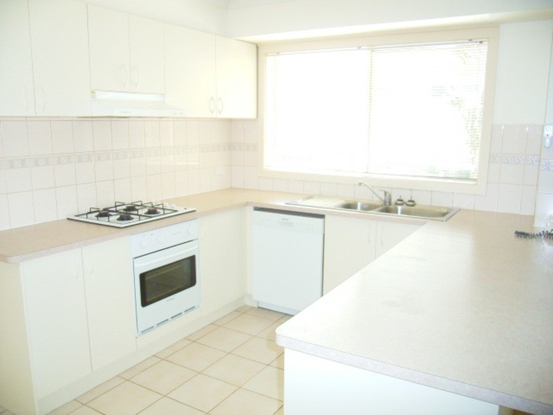 32 Kilmore Road, Gisborne VIC 3437