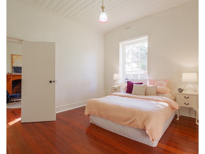 5 Chalk Hill Road, Mclaren Vale SA 5171