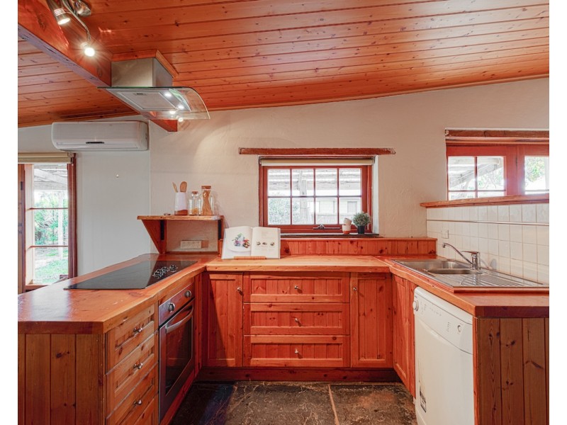 5 Chalk Hill Road, Mclaren Vale SA 5171