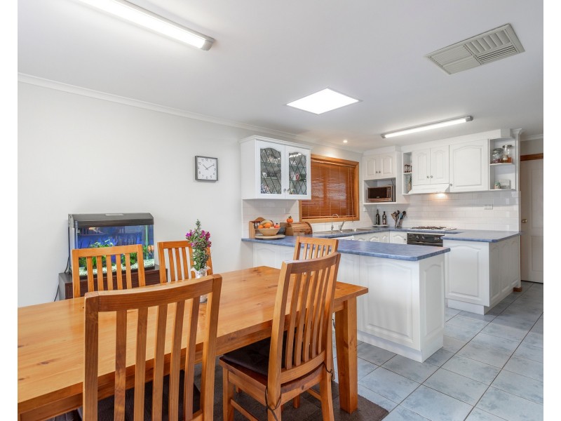 12 Semmens Road, Mclaren Vale SA 5171