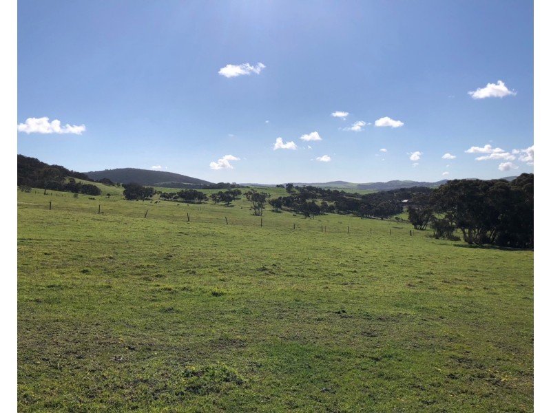 894 Cleland Gully Road, Tooperang SA 5255