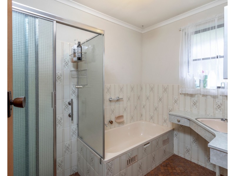 1 Bishop Street, Willunga SA 5172