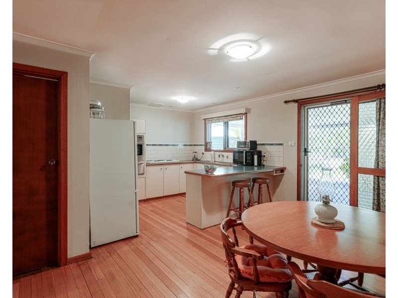 16 Swampy Crescent, Nangkita SA 5210