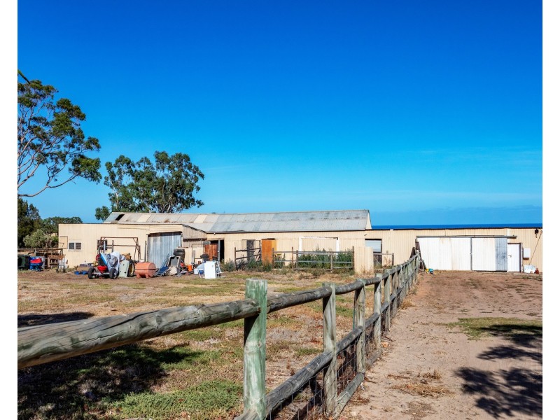 418 Plains Road, Sellicks Hill SA 5174