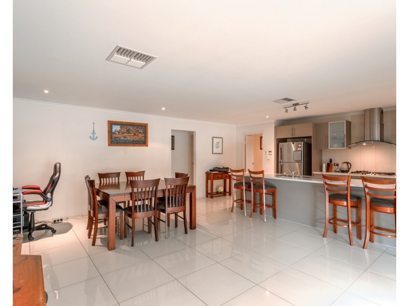 718 Grand Boulevard, Seaford Meadows SA 5169