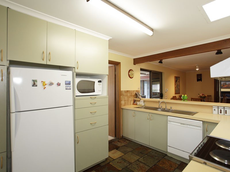 99 St Johns  Terrace, Willunga SA 5172