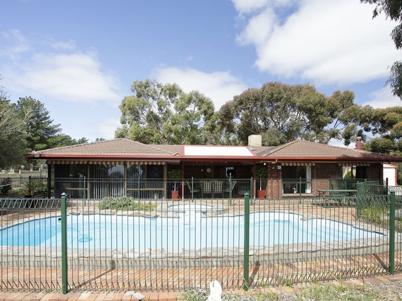 99 St Johns  Terrace, Willunga SA 5172