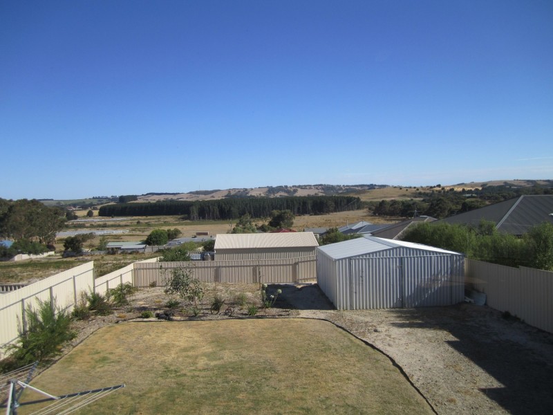 35 Waye Street, Mount Compass SA 5210