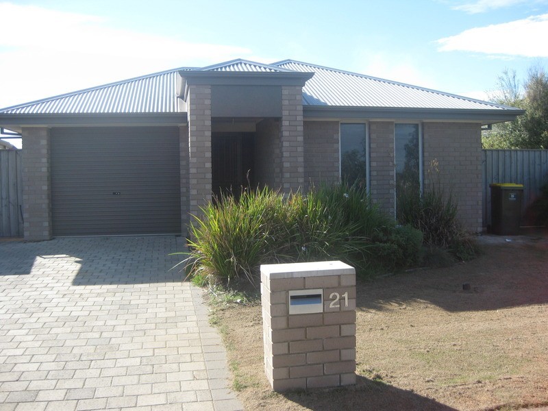 21 Periwinkle Drive, Aldinga Beach SA 5173