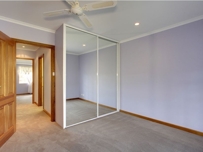 5 Decaux  Place, Mount Compass SA 5210