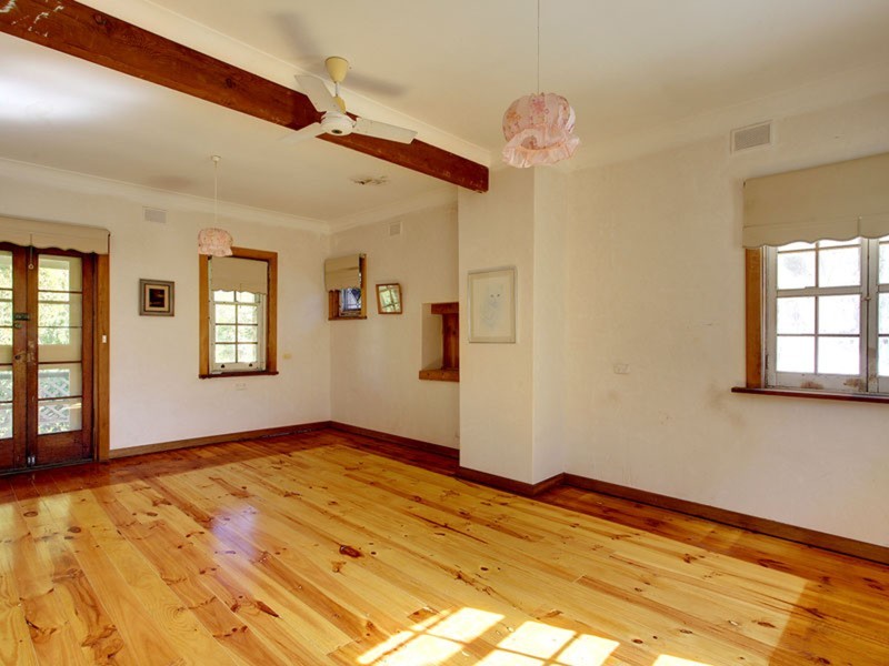 52 Taylors Hill  Road, Willunga SA 5172