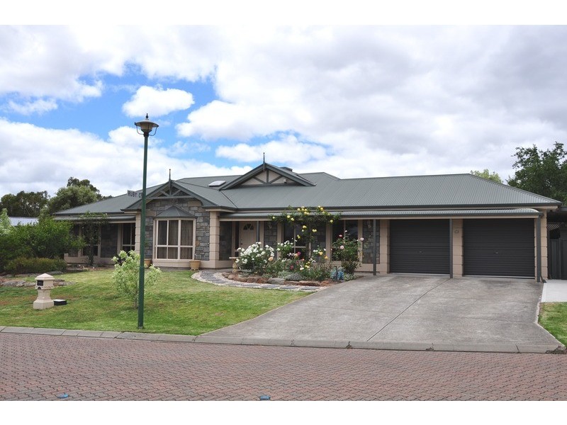 35 Waverley  Drive, Willunga SA 5172