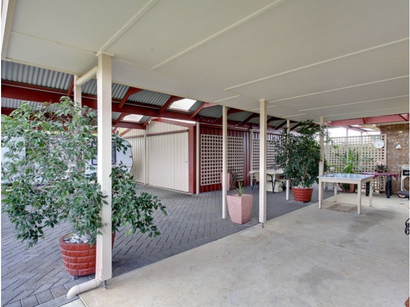 22 Bowering Hill Road, Port Willunga SA 5173
