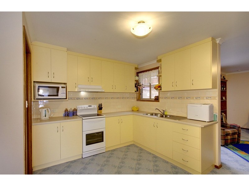 22 Bowering Hill Road, Port Willunga SA 5173