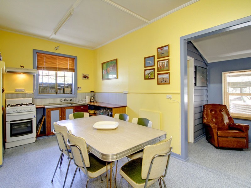 10 Clyde Street, Mount Compass SA 5210