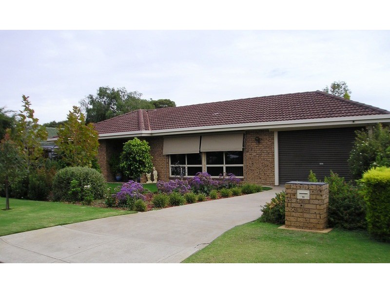 10 Roxanne Street, Happy Valley SA 5159