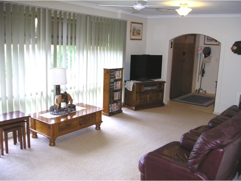 10 Roxanne Street, Happy Valley SA 5159