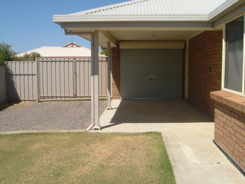 6 Decaux Place, Mount Compass SA 5210