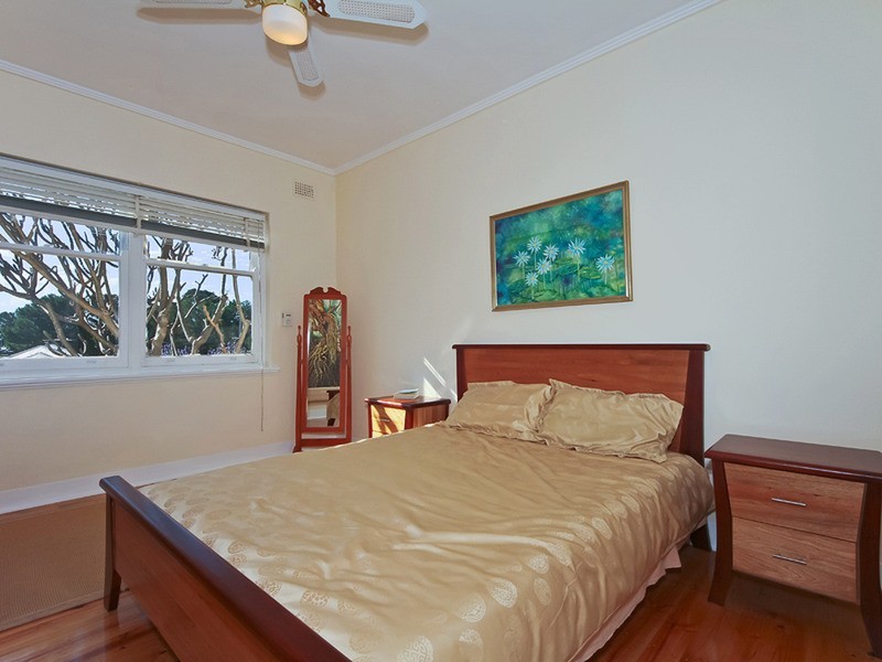 16 Seaview Avenue, Kingston Park SA 5049