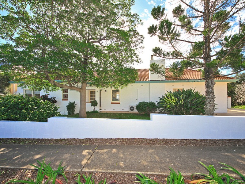 16 Seaview Avenue, Kingston Park SA 5049