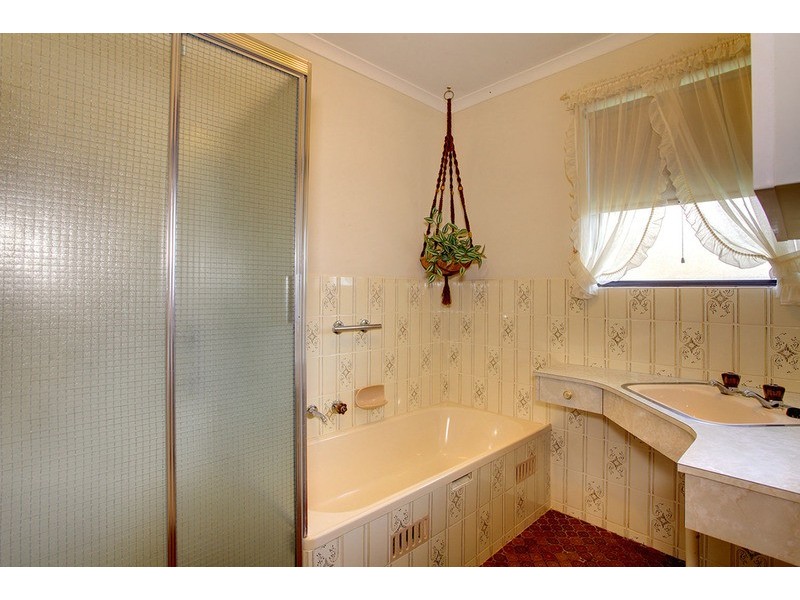 1 Bishop  Street, Willunga SA 5172