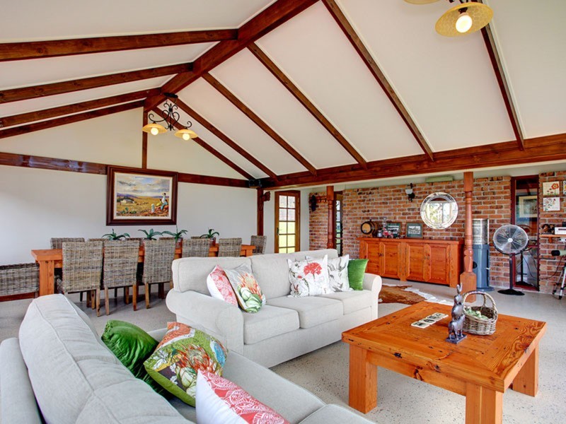 84 Range  Road, Willunga Hill SA 5172