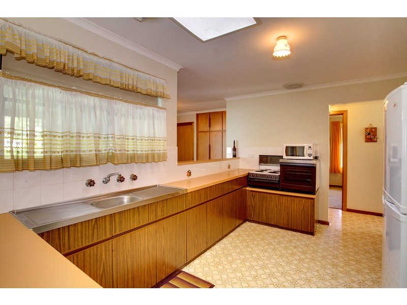 1 Bishop Street, Willunga SA 5172