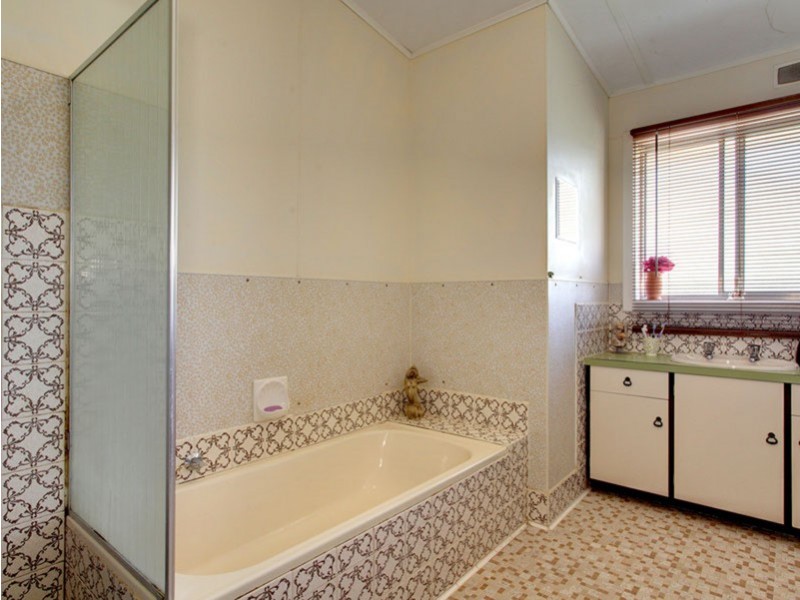 50 St Johns Terrace, Willunga SA 5172