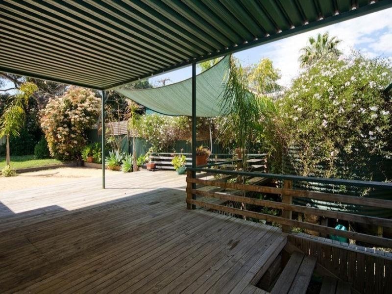 16 Clive  Street, Morphett Vale SA 5162