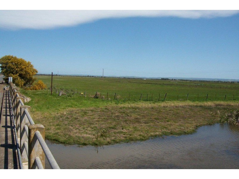 Lots 100-104 Lake and Richmore  Road, Milang SA 5256