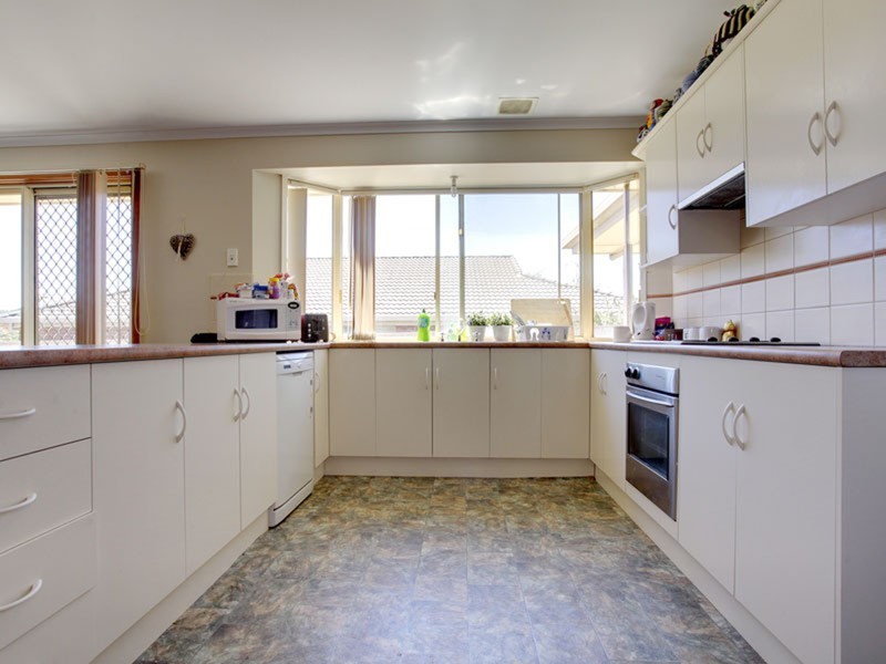 6 Decaux Place, Mount Compass SA 5210