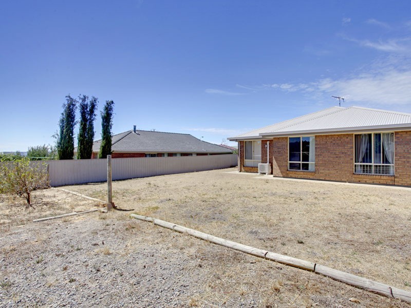 6 Decaux Place, Mount Compass SA 5210
