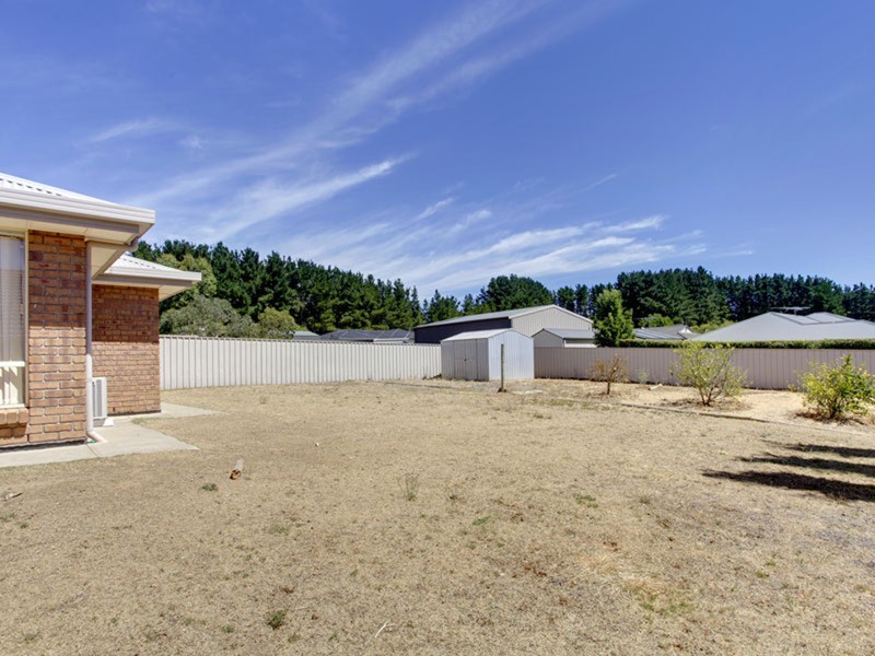 6 Decaux Place, Mount Compass SA 5210