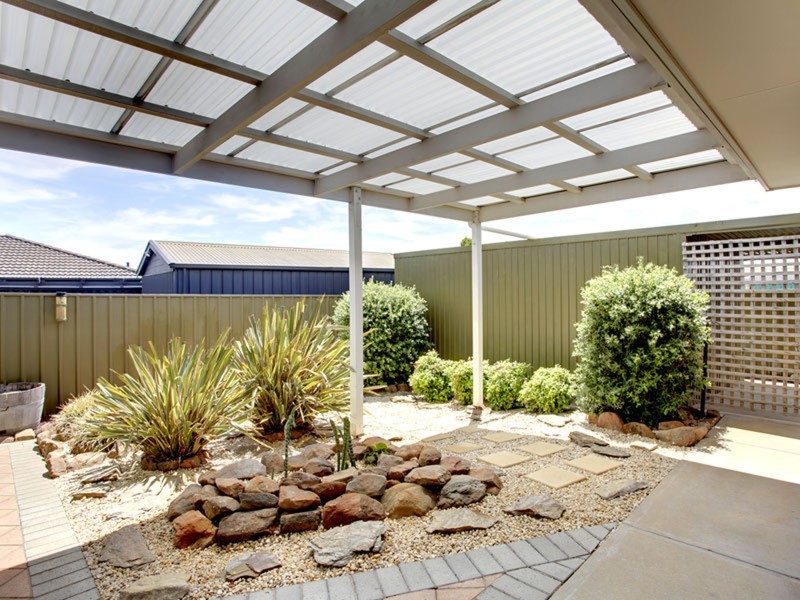 17 Babbacombe Drive, Moana SA 5169