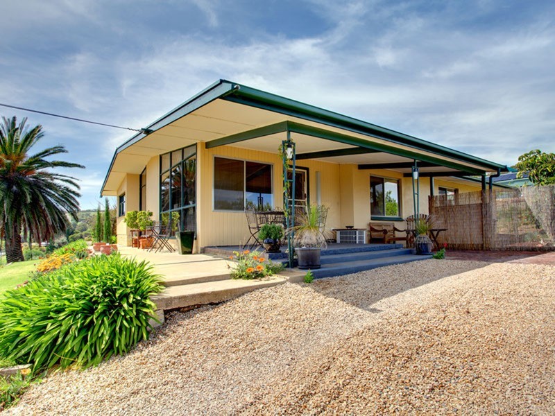 50 St Johns Terrace, Willunga SA 5172