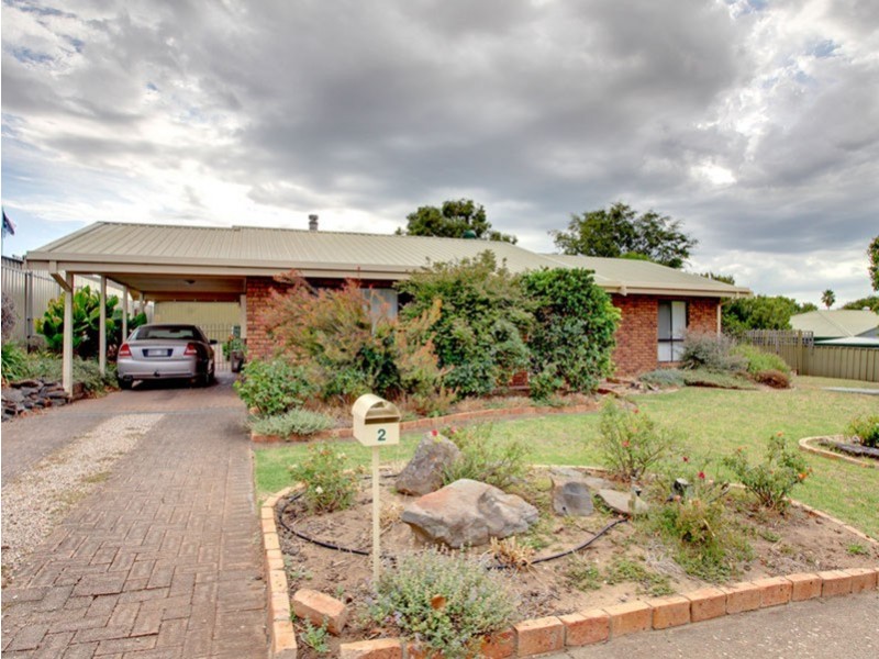 2 Valley View Drive, Mclaren Vale SA 5171