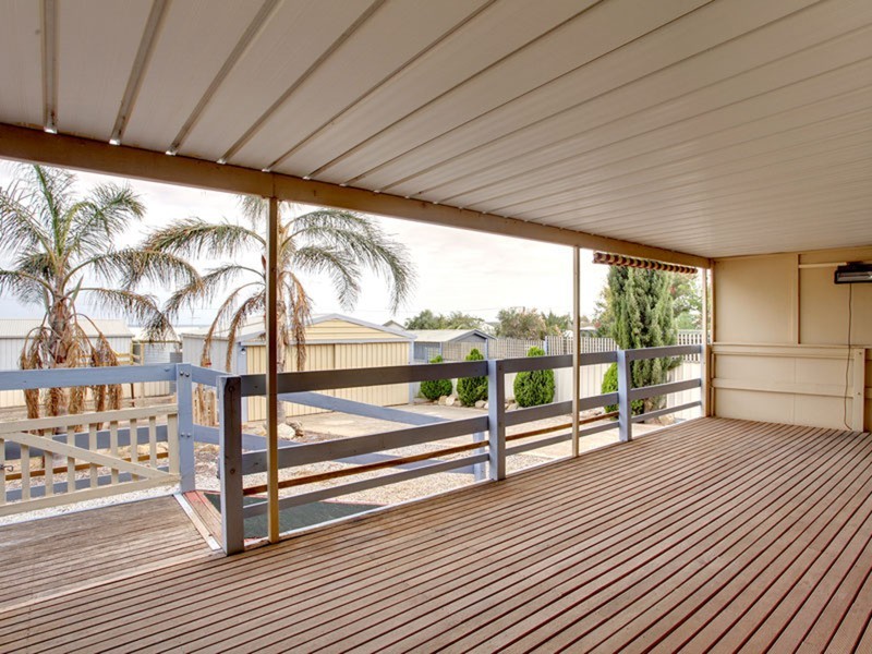 29 Plaza Avenue, Sellicks Beach SA 5174