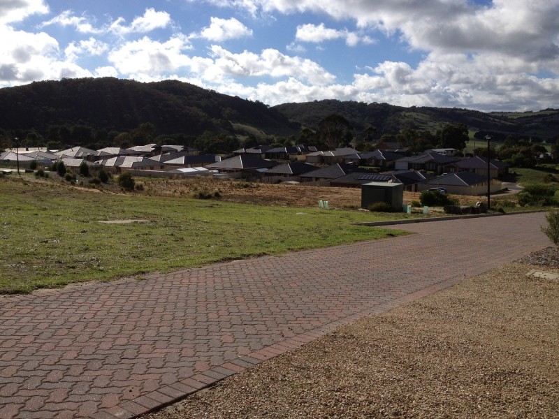 37 Haywood Court, Mount Compass SA 5210