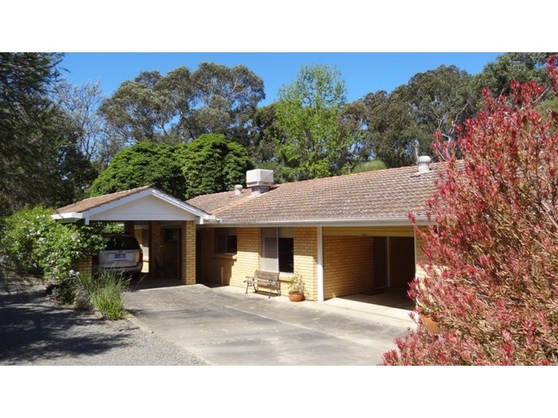 114 Brookmans Road, Blewitt Springs SA 5171