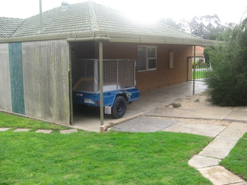 25 Chapman  Avenue, Mclaren Vale SA 5171