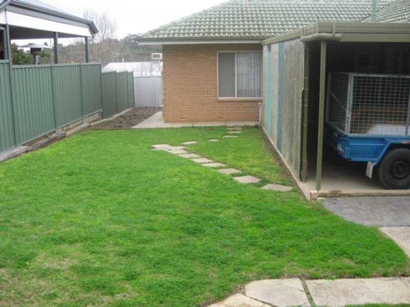 25 Chapman  Avenue, Mclaren Vale SA 5171