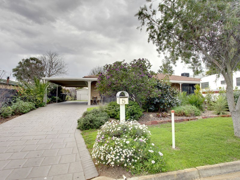 5 Siesta Crescent, Maslin Beach SA 5170