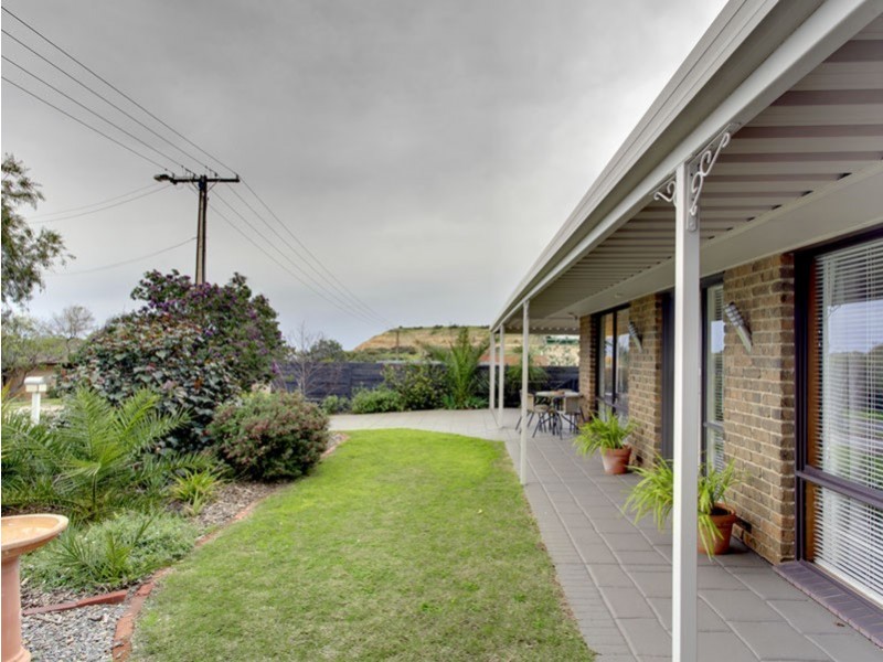 5 Siesta Crescent, Maslin Beach SA 5170