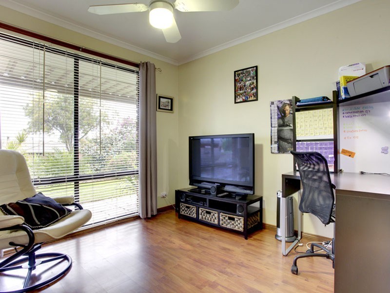 5 Siesta Crescent, Maslin Beach SA 5170